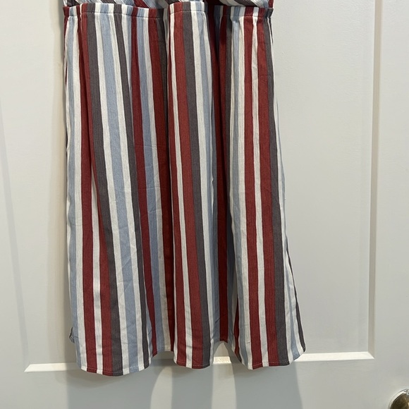 Market & Spruce Red and White Tiered Wrap Sundress size medium. - Picture 9 of 11